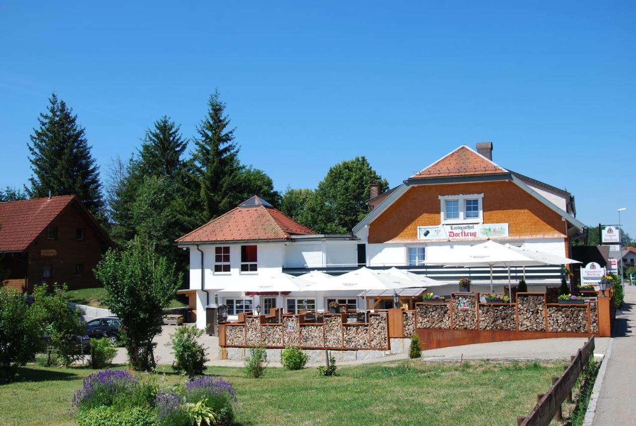 Отель Landgasthof Zum Dorfkrug Хаузерн Экстерьер фото