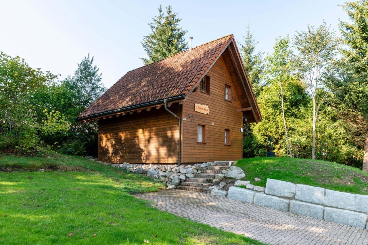 Отель Landgasthof Zum Dorfkrug Хаузерн Экстерьер фото